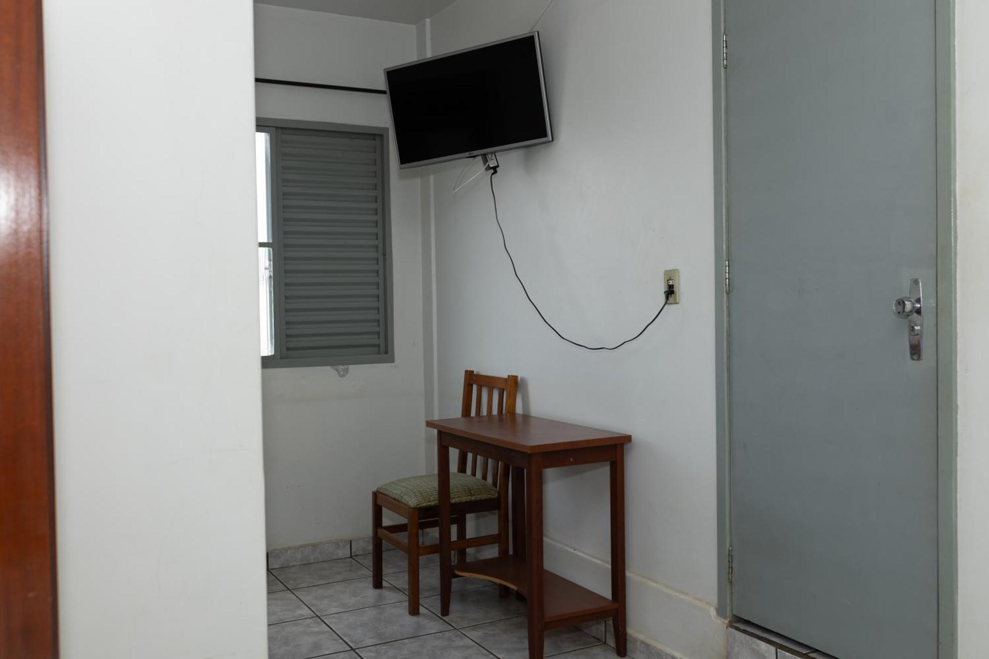 Hotel Carlton Express Imbiara Araxá Exterior foto