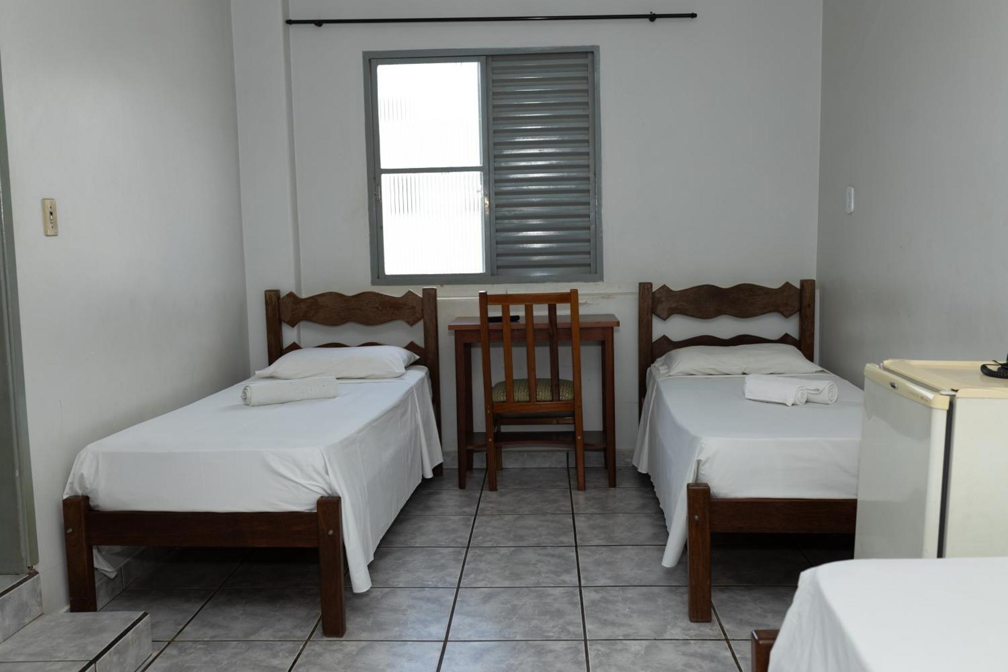 Hotel Carlton Express Imbiara Araxá Exterior foto